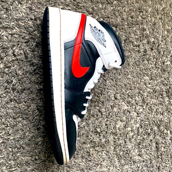 Air jordan 1 - Picture 2 of 3